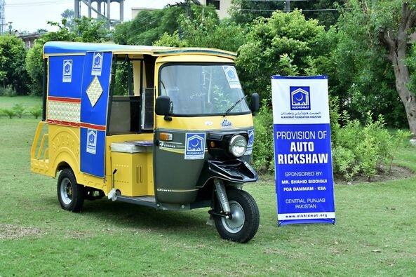 Donate 500 Fruit Carts in Pakistan