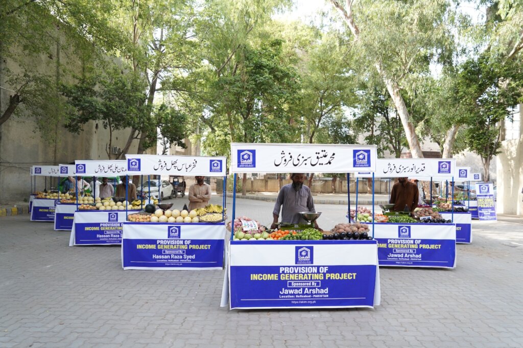 Donate 500 Fruit Carts in Pakistan