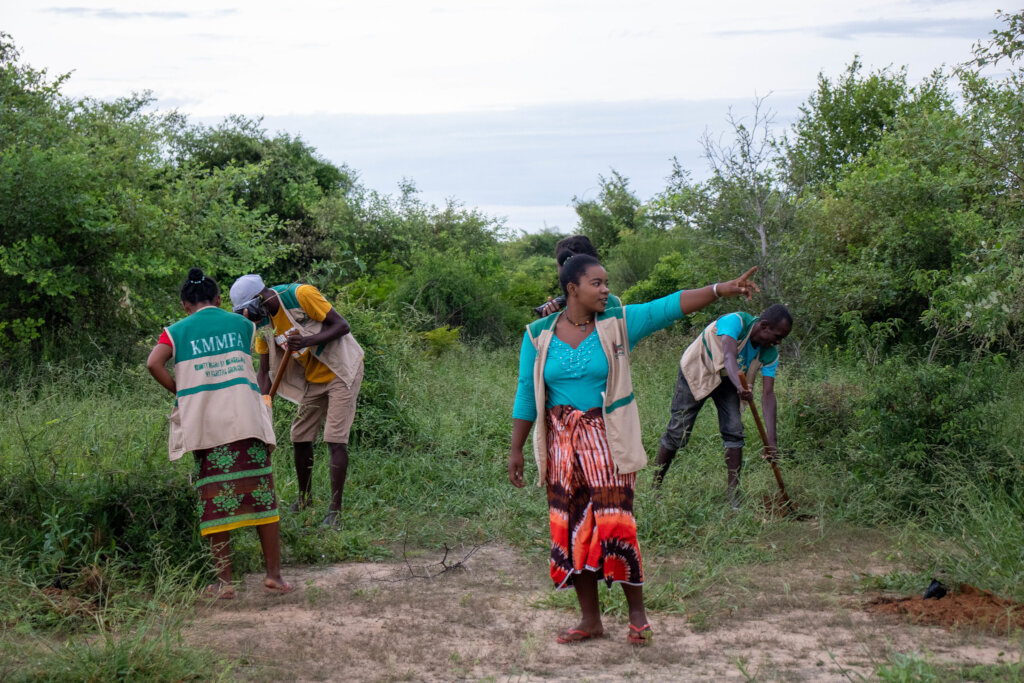 Bicycles for 6 Women Saving Baobabs in Madagascar