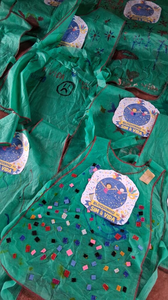 Kid-made Abadas (Tops) for Carnival!