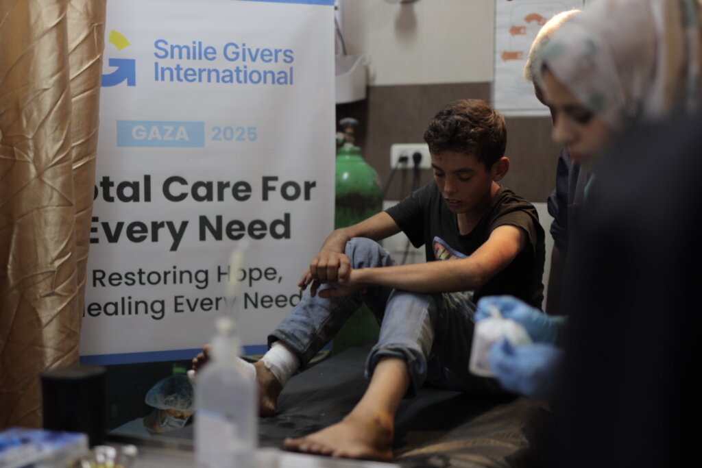 Provide Medical Aid for Civilians in Palestine