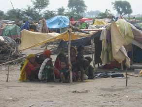 IDPs looking food & medical support for Thatta