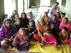 Women together listening the medical sessions