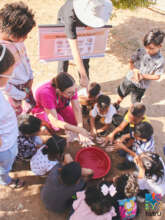 Hands washing workshop in Apostaderos