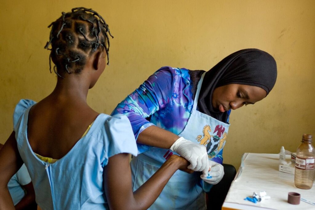 Support HIV Test in Nigerian Rural Health Centers