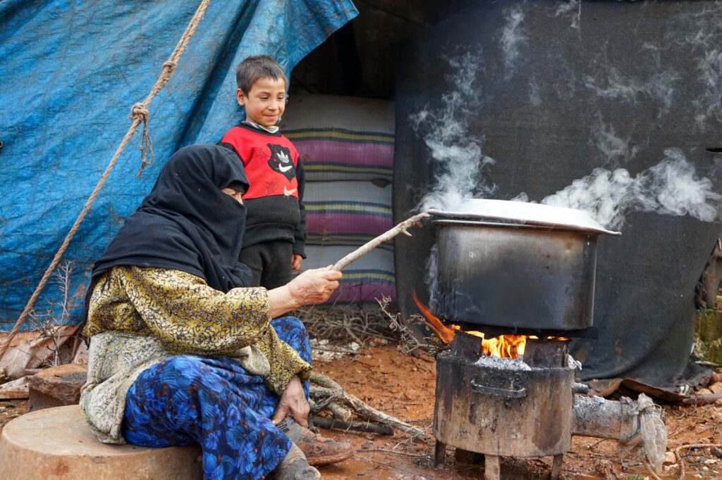 Provide warmth to 100 families in Northern Syria