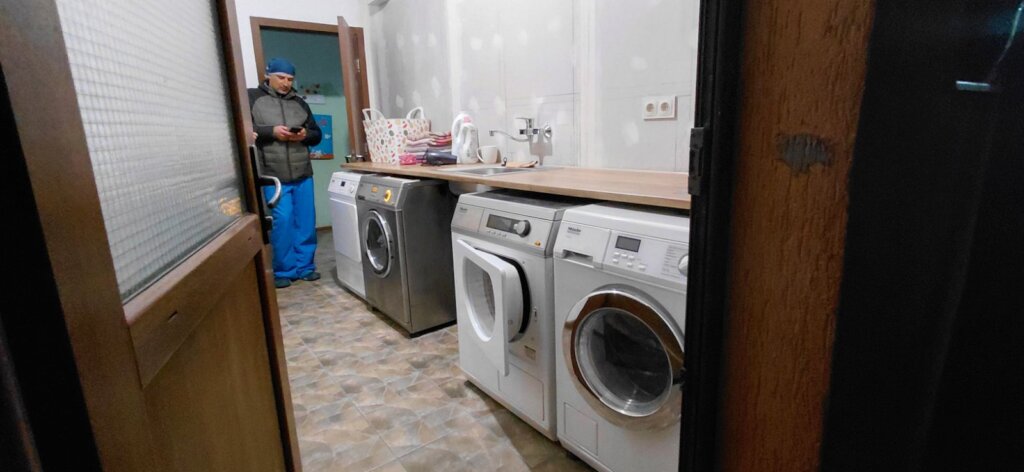 New washing machine and drier space