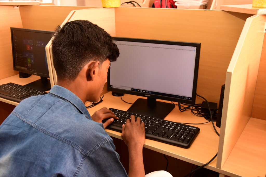 Computer Training for visually challenged children GlobalGiving