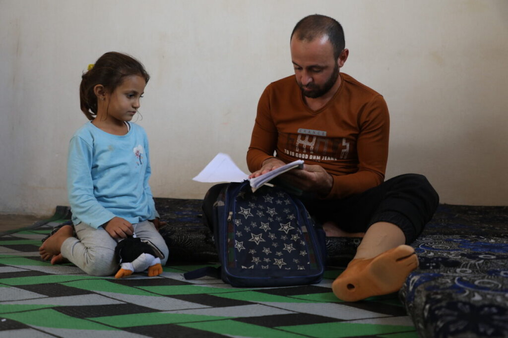 Support Mahmoud, Illuminate His Path