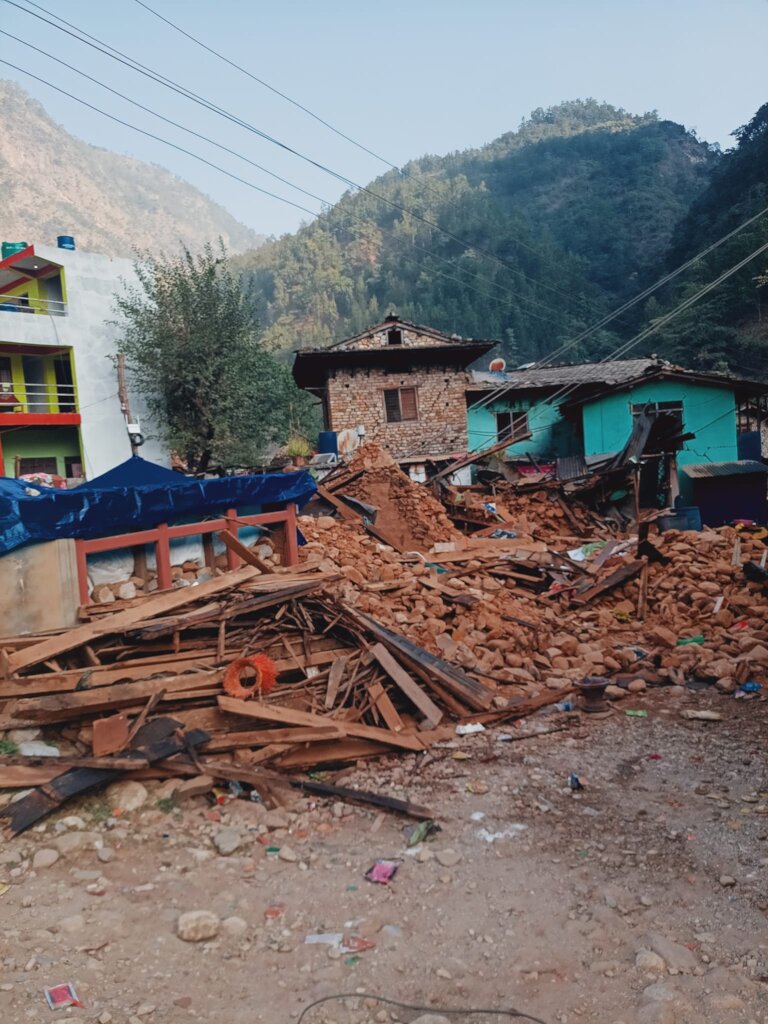 Earthquake Relief in Nepal for 50 families