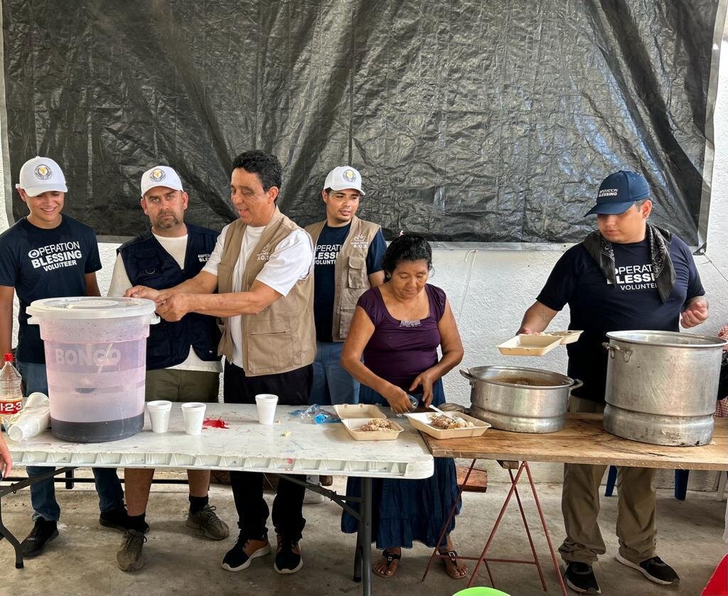 Humanitarian aid response. Crisis in Acapulco.