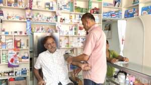 Patient service at urgent care center