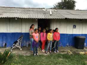 Ninas comunidad vulnerable