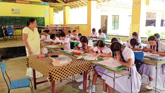 Build (8) STEM labs for rural Sri Lankan schools - GlobalGiving