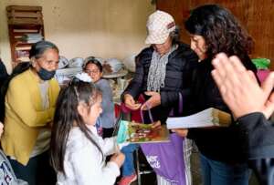delivery of coloring books on healthy eating