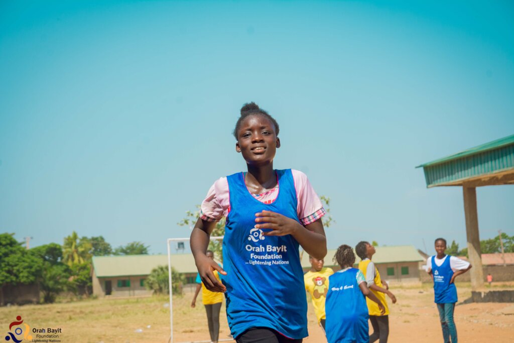 Breaking Barriers: Empower IDP girls through Sport - GlobalGiving