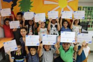 Youth leader Shelsy with her Level 1 graduates!