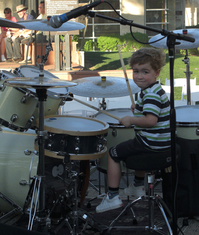 Provide 2,000 Youth Access to Music Education