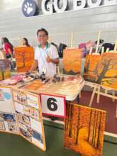 Student with the project Art that travels with you