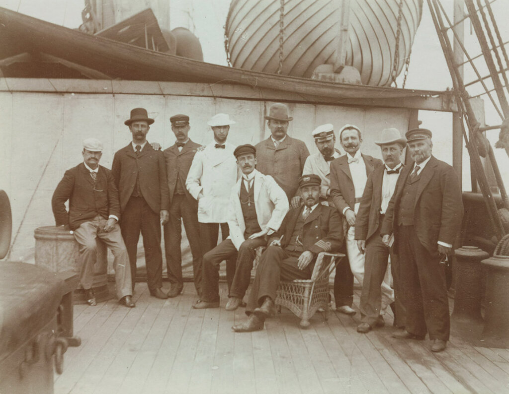 From USA to Latin America: H.G. Olds Photo Archive