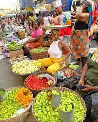 Market women at Makola