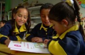 Self-learning guides for Colombian rural schools