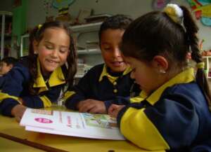 Self-learning guides for Colombian rural schools