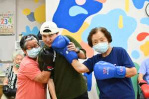 KO to the coach Da Lun!