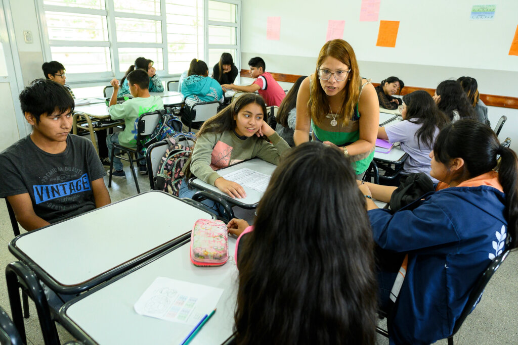 Ensena por Argentina in underprivileged schools