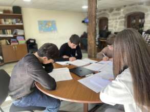 Students during the Algorithmic Programming class