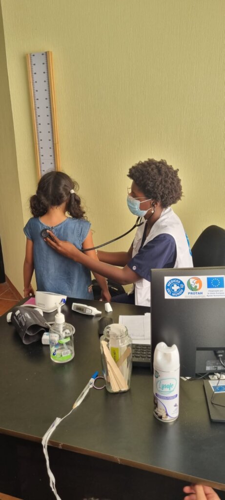 HEALTHCARE FOR HONDURAS/GUATEMALA MIGRANTS