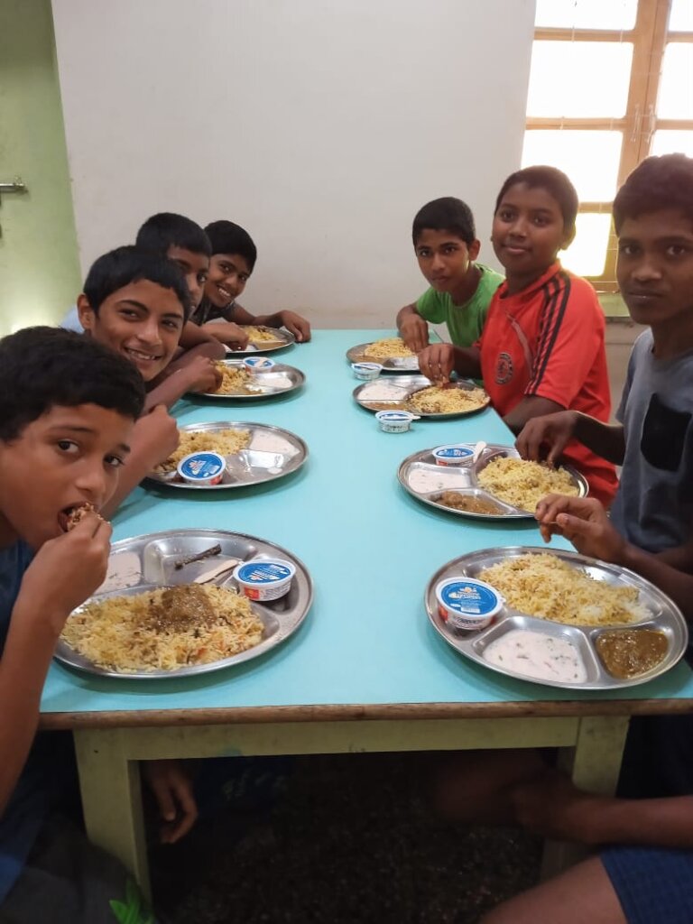 Food Relief Service: End hunger by feeding a child