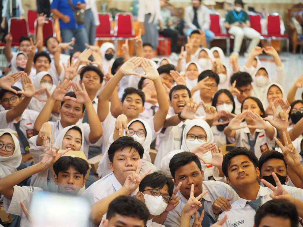 Employability Skills for 10,000 Indonesian Youths