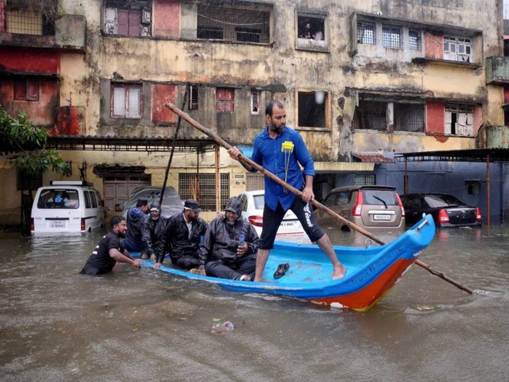 Michaung cyclone relief- Chennai, Tamil Nadu