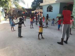 Entertaining the kids during the holiday