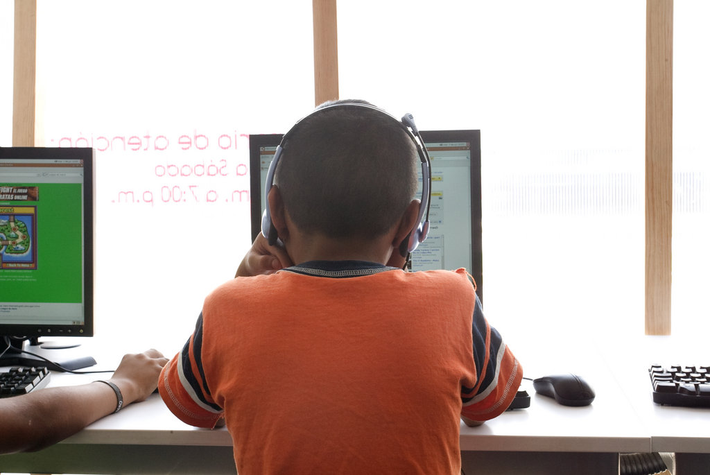 Educate Children in Mexico through Technology