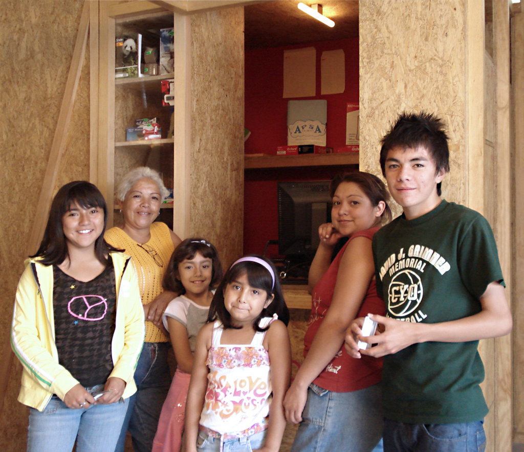 Educate Children in Mexico through Technology