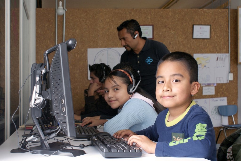 Educate Children in Mexico through Technology