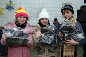 Happy recipients of new CERI boots
