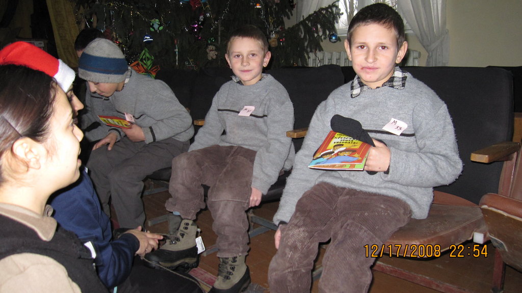 Moldovan Children Received New Boots from CERI
