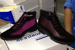 Boots for female youth