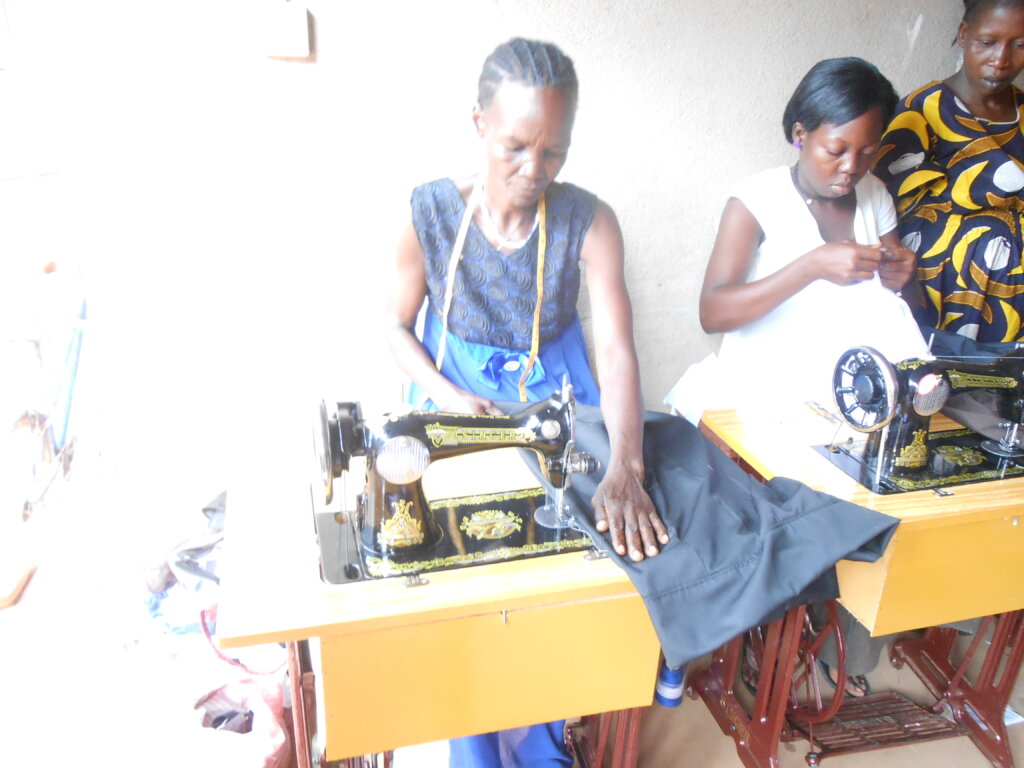 Livelihood skills to 100  Sudanese refugees