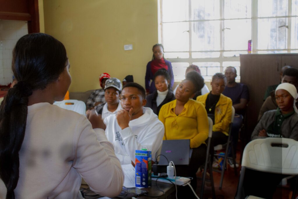 Empower refugees in Zimbabwe to plant 50,000 trees