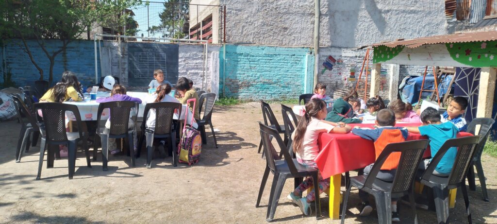 Education for 122 vulnerable kids in Argentina