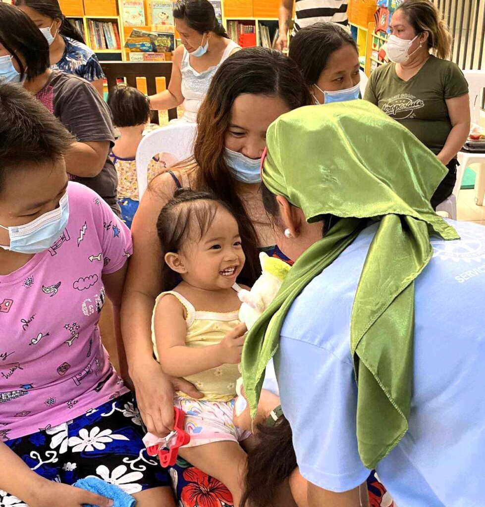 Christmas party for children with cancer GlobalGiving