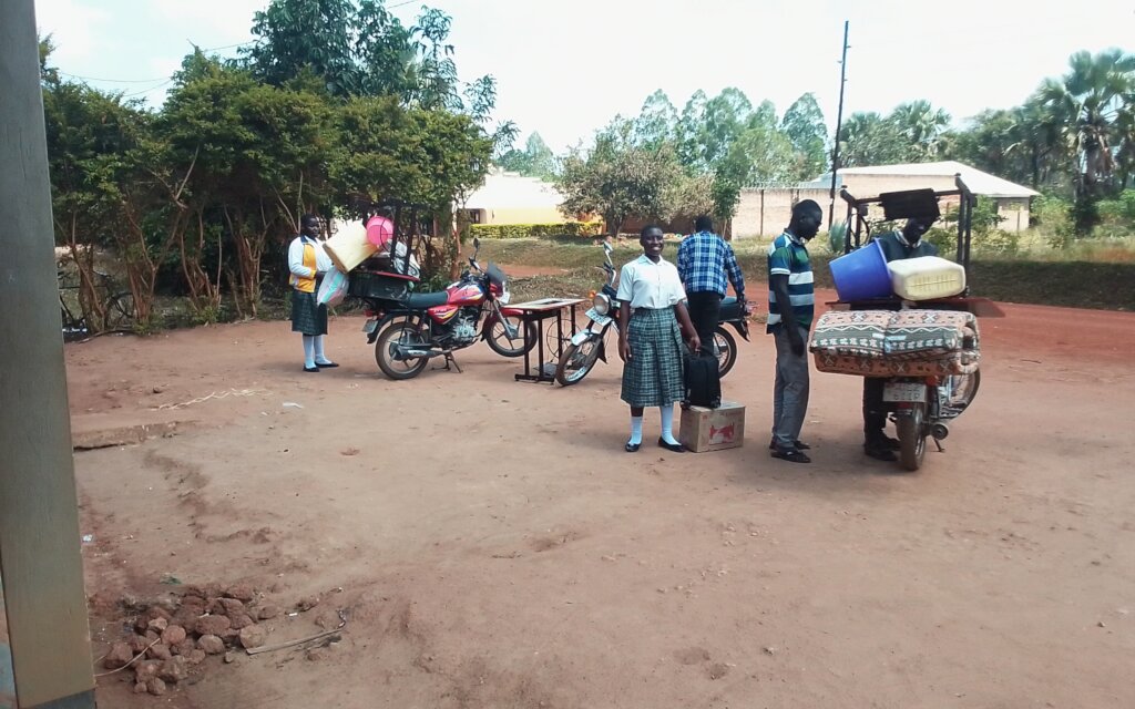 students exiting the Institute with packages