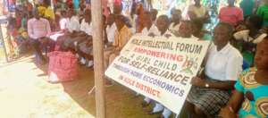 Discussing issues about the future: Youth