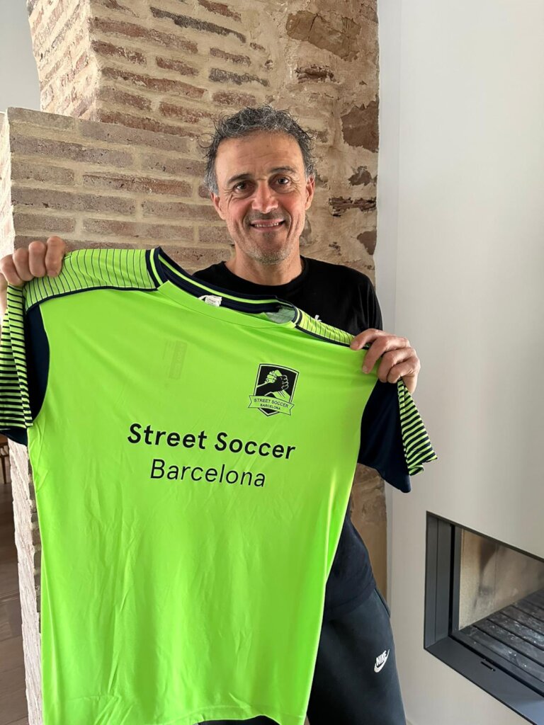 Right to sport. Homelessmess&Refugees. Barcelona