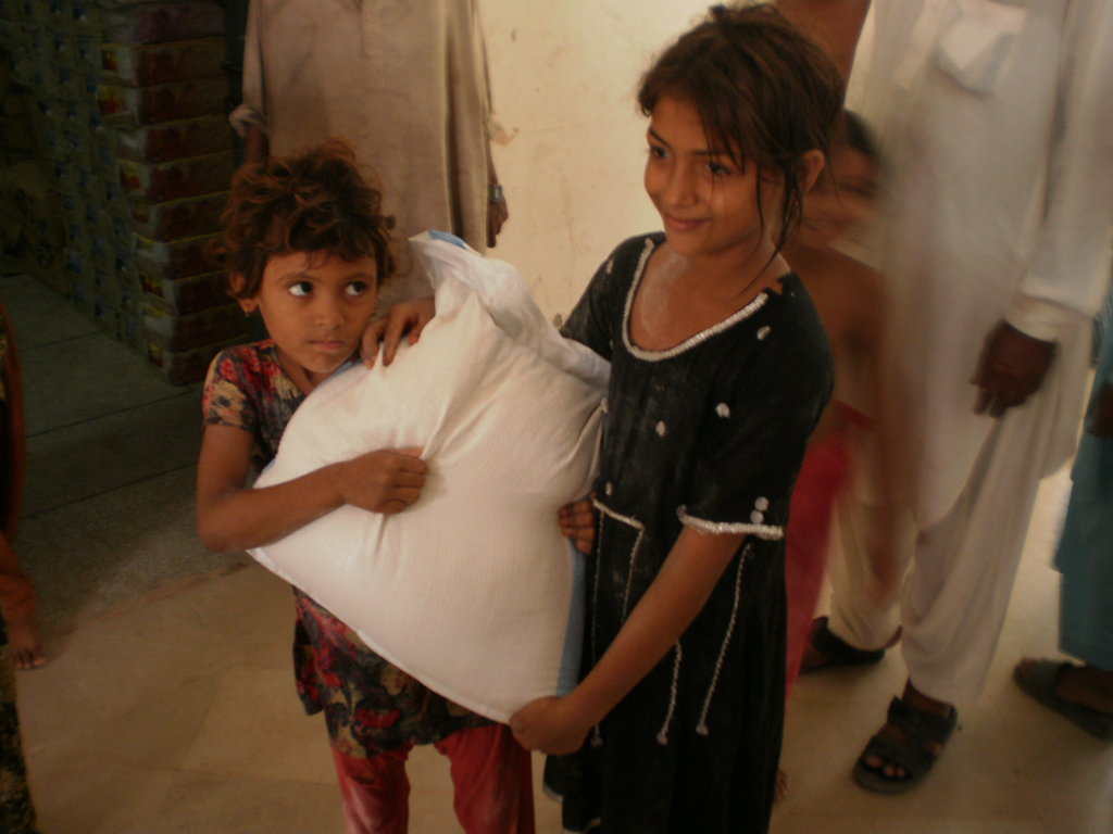 Save & Help Flood Victims in Pakistan