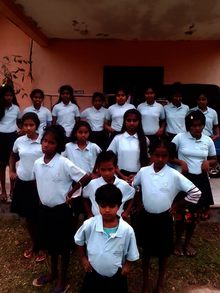 Sri Lanka - Village of girls